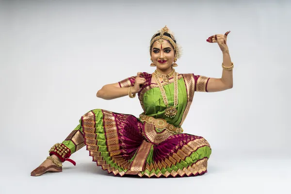 Green_Magenta_Silk_Blend_Bharatanatyam_Kuchipudi_Costume_For_Women