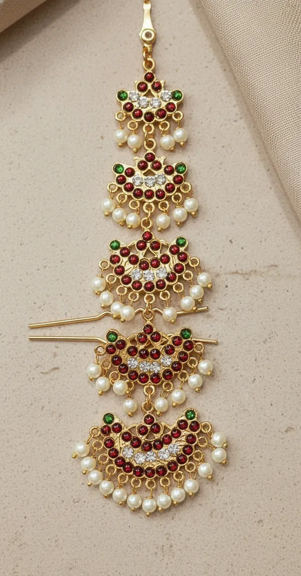 Gold_Alloy_Red_Green_Kundan_Pearl_Drop_Maang_Tikka_For_Women