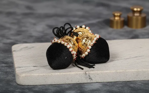 Multicolor_Alloy_Thread_Traditional_Hair_Kunjalam_For_Women