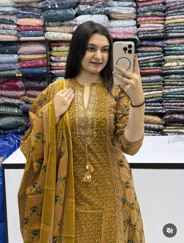 Mustard_Cotton_Relaxed_Printed_Kurta_Set_For_Women