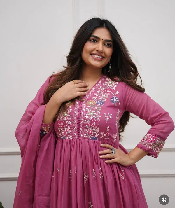 Pink_Cotton_Anarkali_Embroidered_Kurta_Set_For_Women