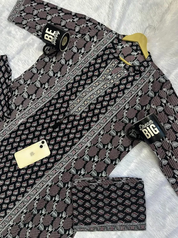 Black_Cotton_Printed_Straight_Kurta_Set_For_Women