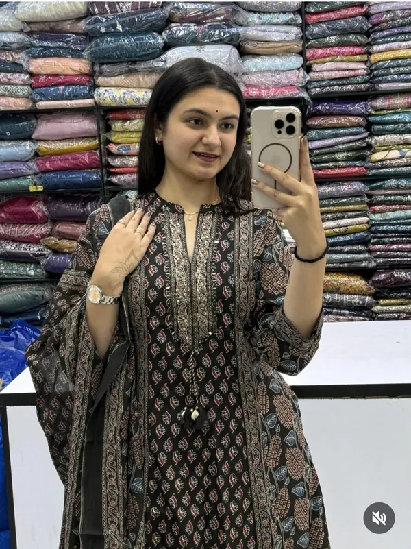 Black_Cotton_Printed_Straight_Kurta_Set_For_Women