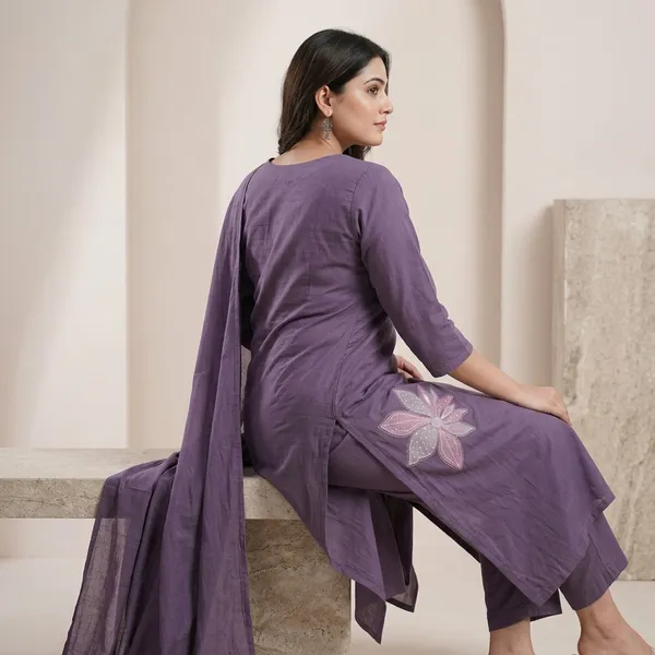 Purple_Cotton_Flex_Floral_Embroidered_Kurta_Set_For_Women