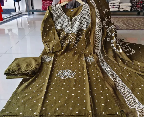 Olive_Green_Georgette_Embellished_Anarkali_Suit_Set_For_Women