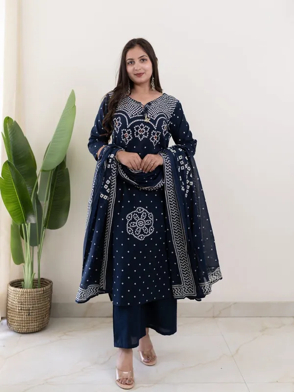 Navy_Blue_Cotton_Bandhani_Print_Kurta_Set_For_Women