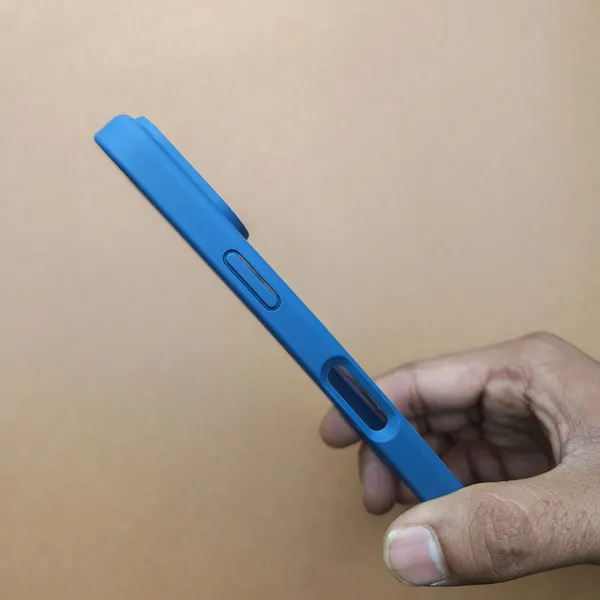 Translucent_Phone_Case_With_Metal_Ring_Stand_Blue_Iphone_15_Plus