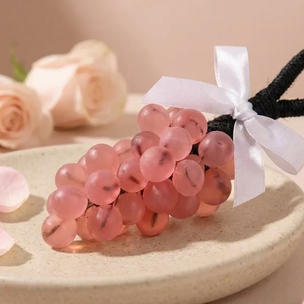 Grape_Soap_Bar_Gentle_Scrub_Skin_Brightening_Soap_(100_GM)