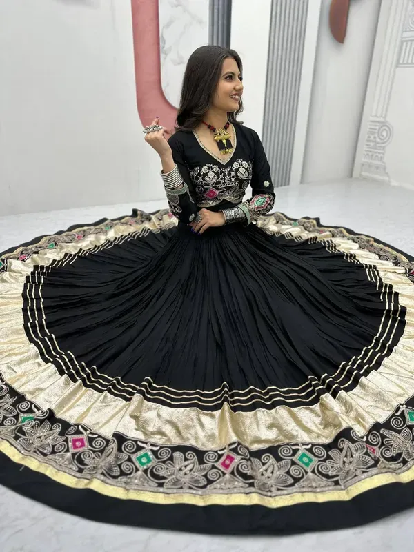 Black_Heavy_Lichi_Fabric_And_Jacquard_Silk_Patola_Print_Lehenga_Choli_For_Women