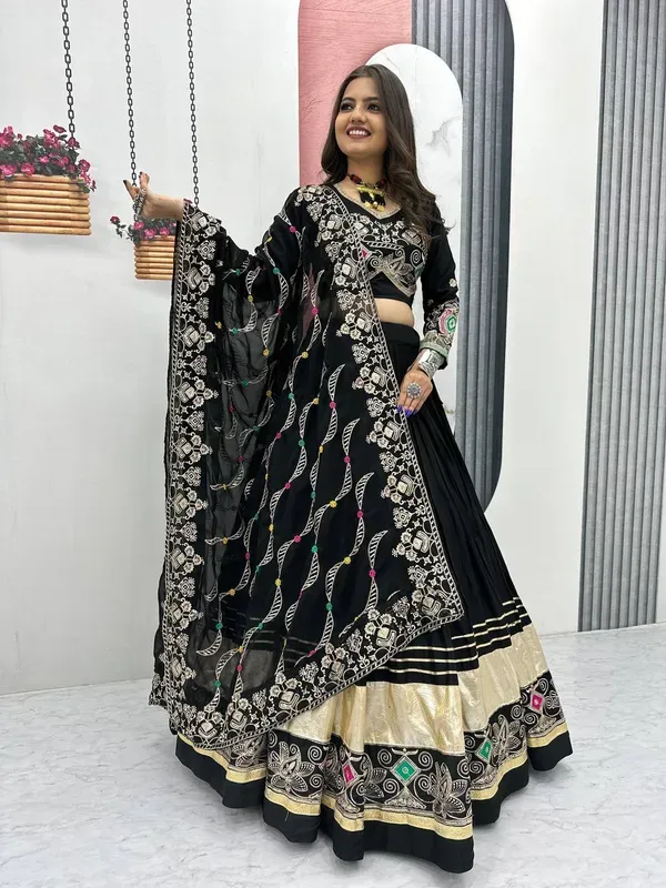 Black_Heavy_Lichi_Fabric_And_Jacquard_Silk_Patola_Print_Lehenga_Choli_For_Women