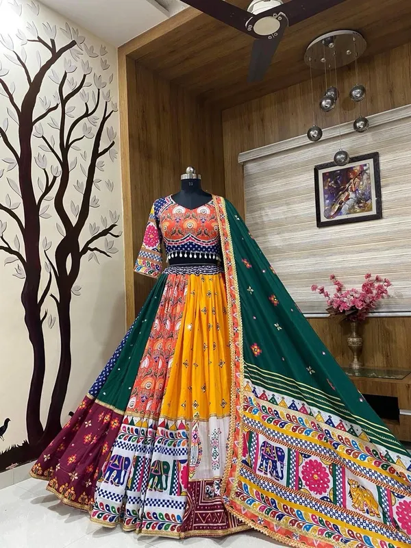 Kutchi_Digital_Print_Work_Navratri_Special_Ready_to_Wear_Chaniya_Choli
