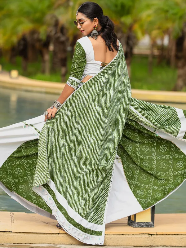 Navratri_Garba_Traditional_Pure_Cotton_Lehenga_Choli_for_Women's