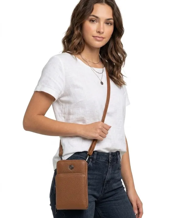Tan_Brown_Leather_Premium_Phone_Pouch_For_Women