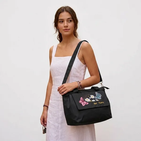 Black_Polyester_Premium_Tote_Bag_For_Women