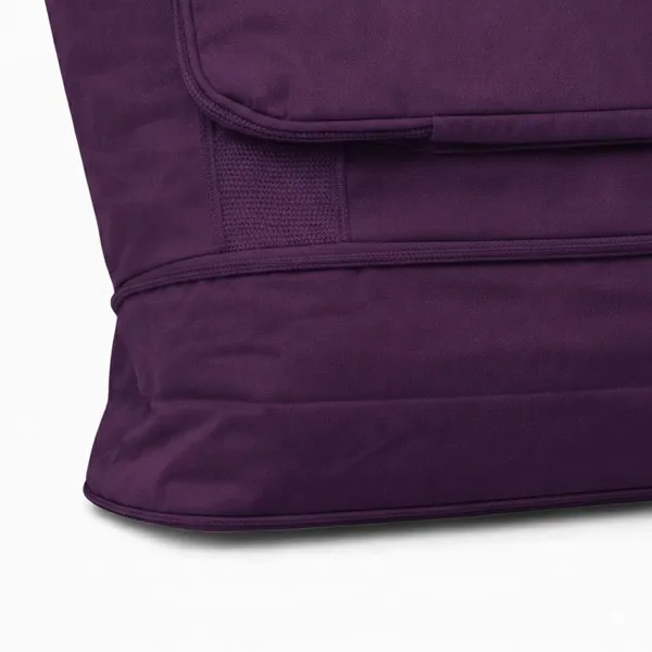Purple_Polyester_Premium_Travel_Duffel_Bag_For_Women