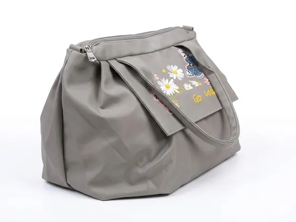 Grey_Polyester_Premium_Travel_Bag_For_Women