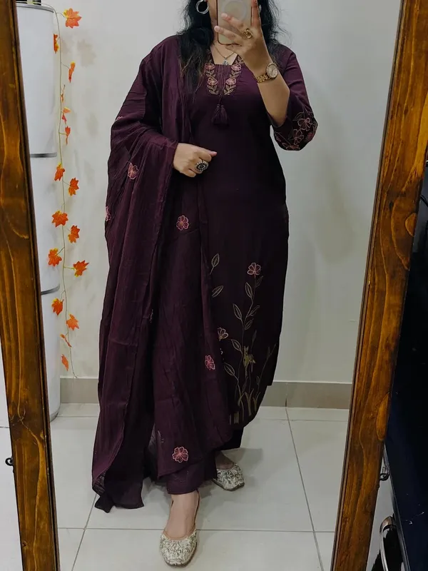 Royal_Wine_Embroidered_Kurta_Set_with_Dupatta