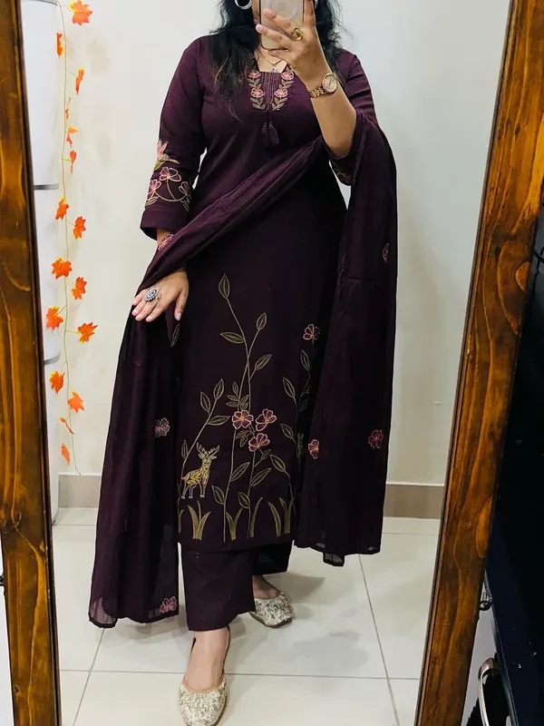 Royal_Wine_Embroidered_Kurta_Set_with_Dupatta