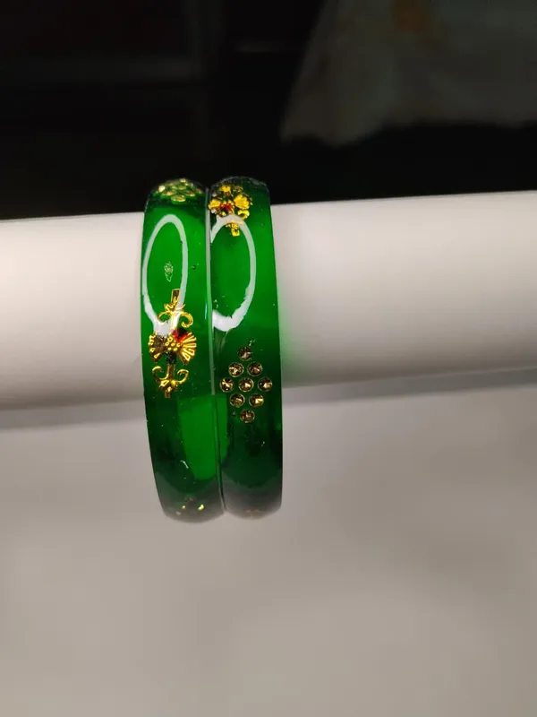 Green_Jade_Fiber_Floral_Gold_Accent_Bangle_Set_For_Women