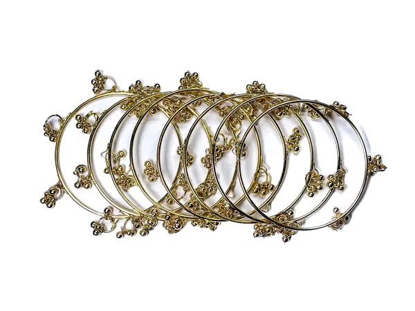 Golden_Metal_Antique_Floral_Pearl_Bangle_Set_For_Women