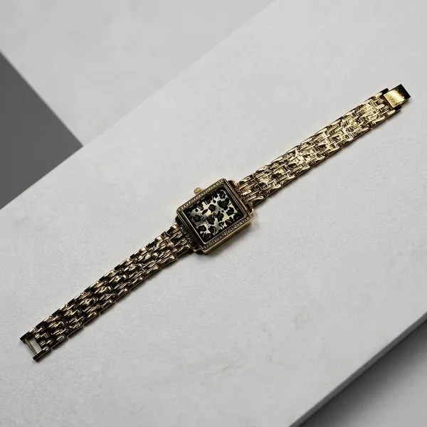 Gold_Stainless_Steel_Rectangular_Dial_Analog_Wristwatch_For_Women