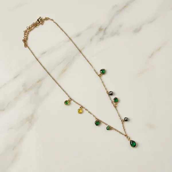 Green_Beaded_Charm_Necklace_With_Metallic_Chain_For_Women
