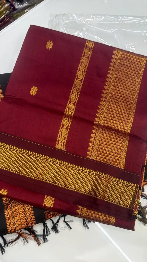 Maroon_Gadwal_Cotton_Silk_Golden_Zari_Border_Saree_For_Women