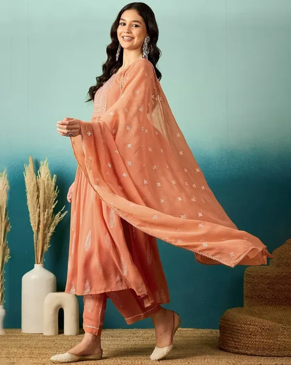 Women_Ethnic_Embroidered_With_Foil_Print_Work_Kurti_Set