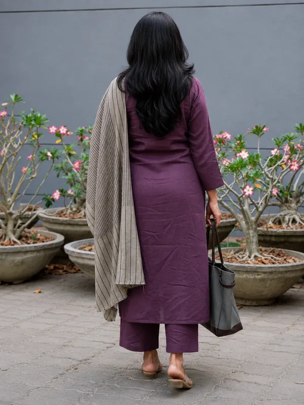Women_Ethnic_Rayon_Cotton_kurti_Set