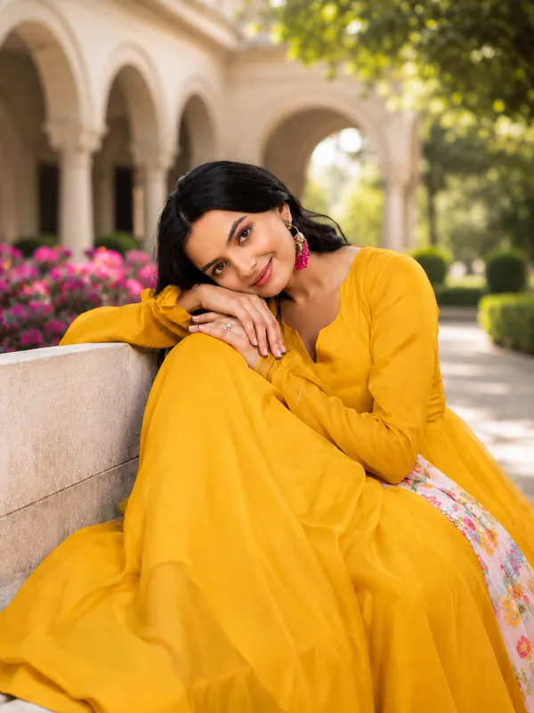 Georgette_gown_With_A_Digital_Dupatta.Elevate_Your_Style_With_This_Elegant_Ensemble_From_Women_Ethnic