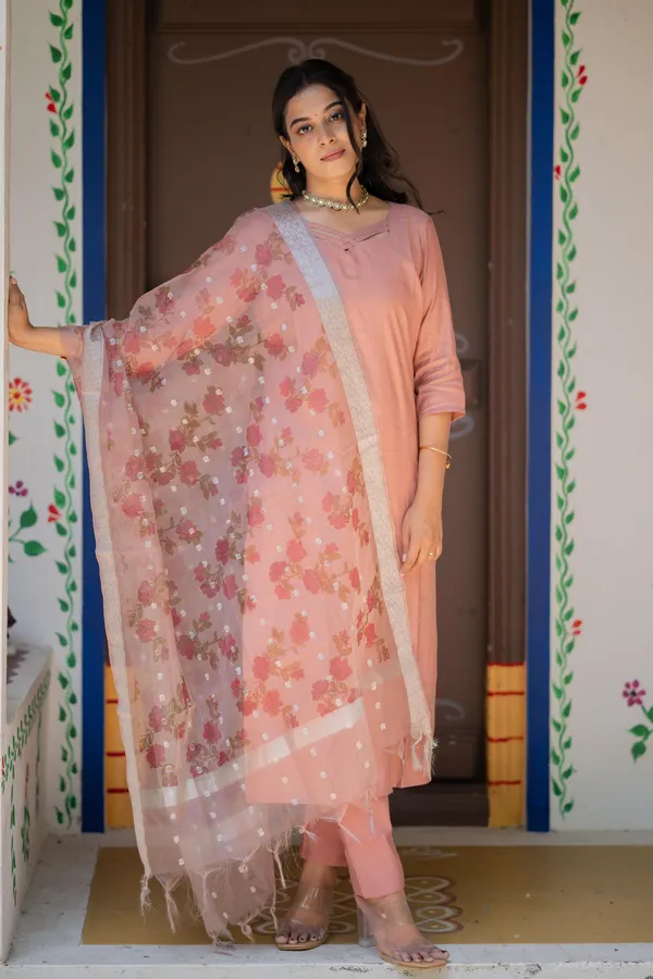 Women_Ethnic_Embroidered_Work_With_Digital_Printed_Kurti_Set