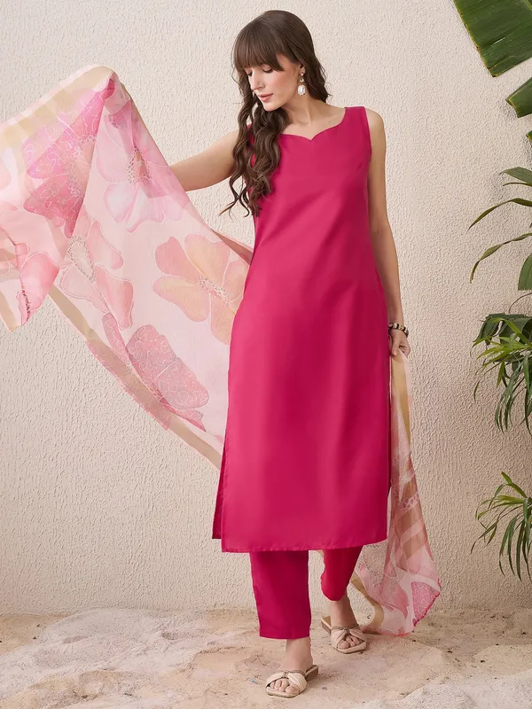 Women_Ethnic_Digital_Printed_Kurti_Set