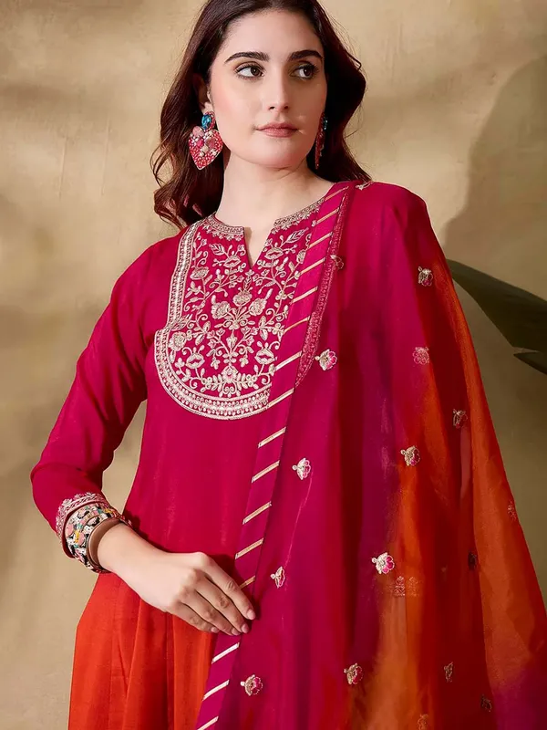 Women_Ethnic_Embroidered_Sequence_Lace_Work_With_Digital_Printed_Kurti_Set