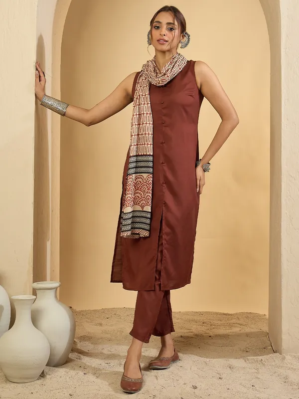 Women_Ethnic_Digital_Printed_Kurti_Set