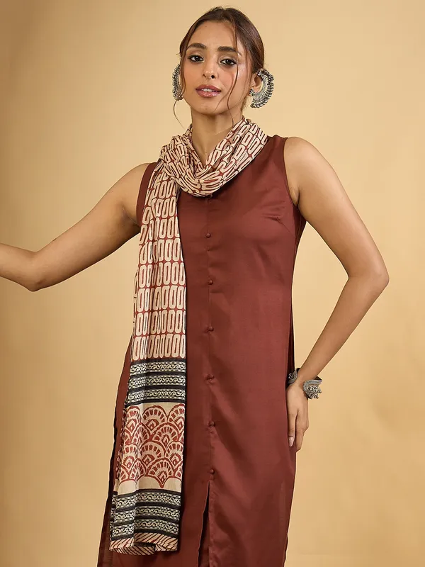 Women_Ethnic_Digital_Printed_Kurti_Set