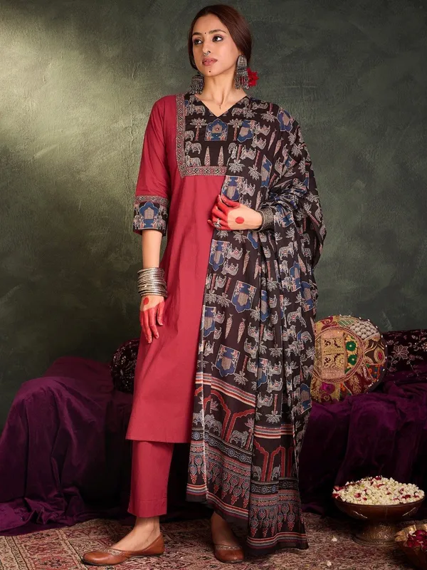 Women_Ethnic_Digital_Printed_Kurti_Set