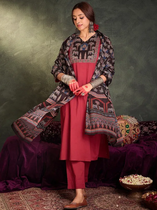 Women_Ethnic_Digital_Printed_Kurti_Set