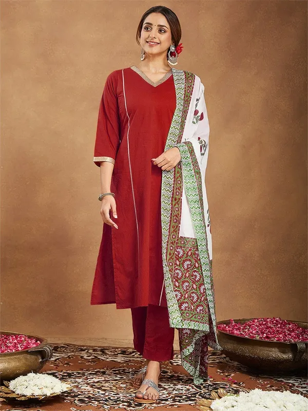 Women_Ethnic_Embroidered_Work_With_Digital_Printed_Kurti_Set