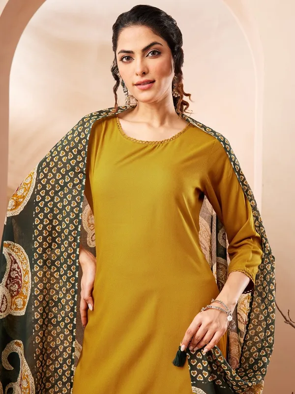 Women_Ethnic_Digital_Printed_Kurti_Set
