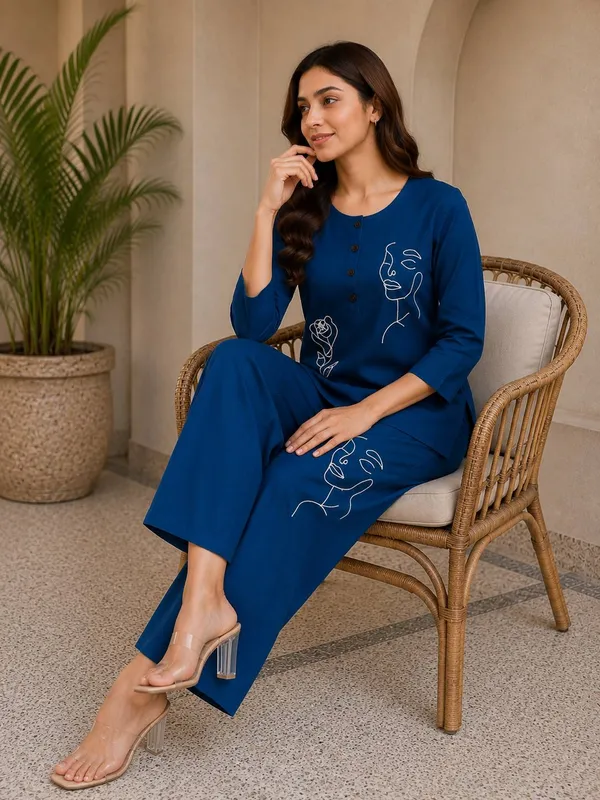 Women_Ethnic_Embroidery_Work_Rayon_slub_Co-Ord_Set
