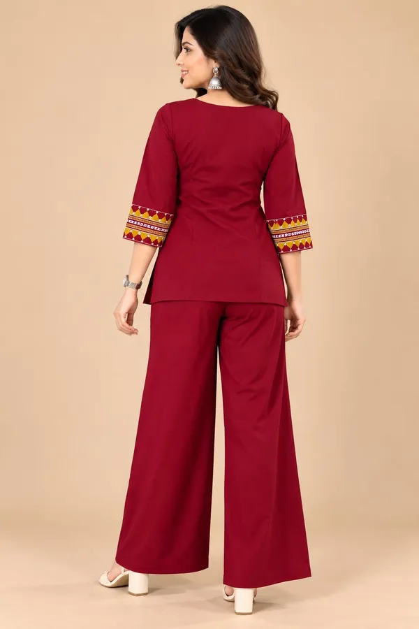 Women_Ethnic_Dhabu_cotton_With_Embroidery_Work_Dhabu_cotton_Co-Ord_Set