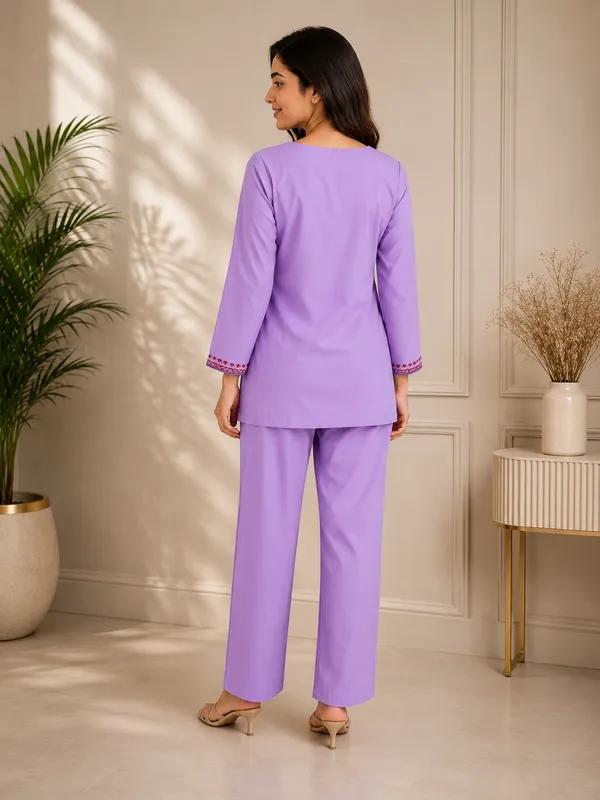 Lilac_Rayon_slub_With_Embroidery_Work_Co-Ord_Set_From_Women_Ethnic