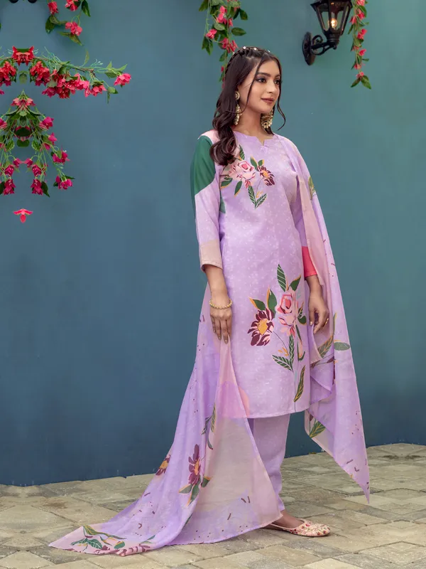 Women_Ethnic_Classic_Comfort_Everyday_Kurti_set