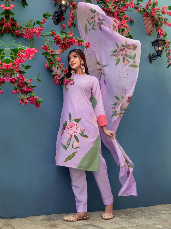 Women_Ethnic_Classic_Comfort_Everyday_Kurti_set