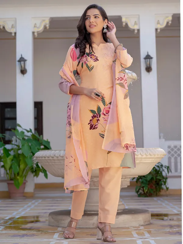 Women_Ethnic_Classic_Comfort_Everyday_Kurti_set
