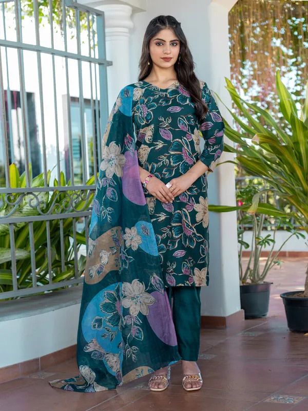 Women_Ethnic_Classic_Comfort_Everyday_Kurti_set