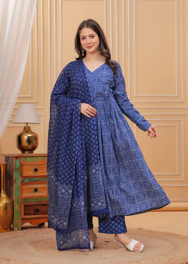 Women_Ethnic_Classic_Comfort_Everyday_Kurti_set