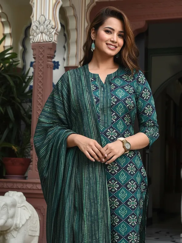 Women_Ethnic_Classic_Comfort_Everyday_Kurti_set