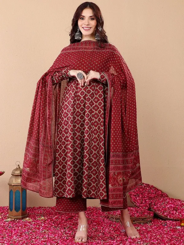 Women_Ethnic_Classic_Comfort_Everyday_Kurti_set