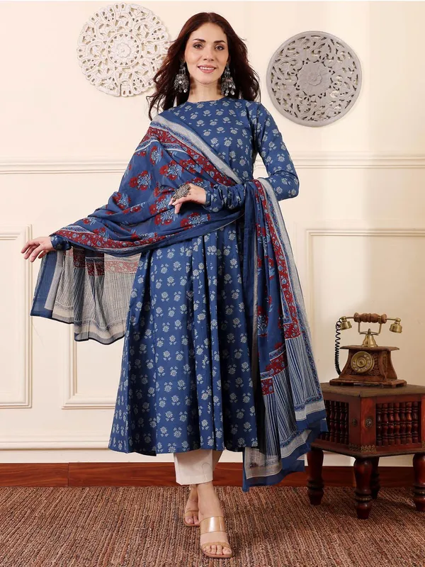 Women_Ethnic_Classic_Comfort_Everyday_Kurti_set